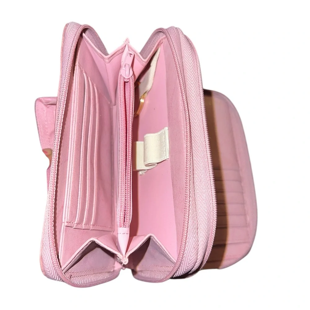 Buxton Women's Pink Wallet